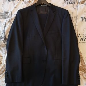 Gently Used DKNY Dark Gray Slim Fit Suit 44R